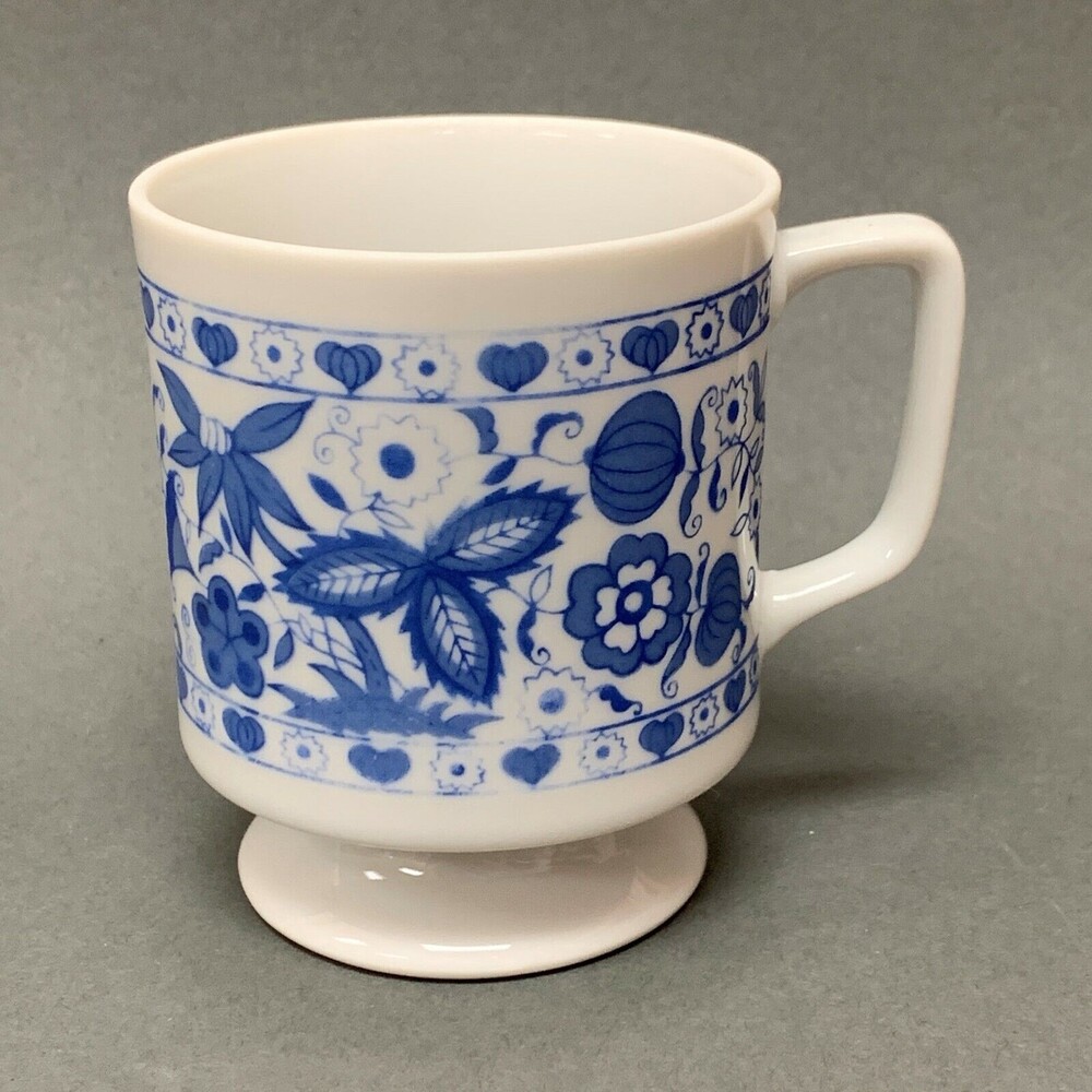 Blue Onion Pattern Coffee Cup Blue White 3 3/8" high